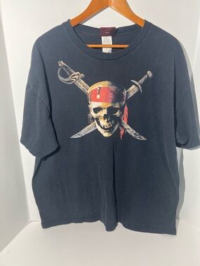 2007 Disney Pirates of the Caribbean At Worlds End shirt